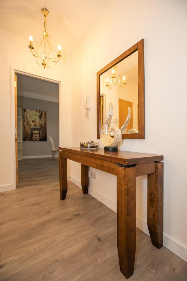 Ifsc Townhouse Apartments Дъблин Екстериор снимка