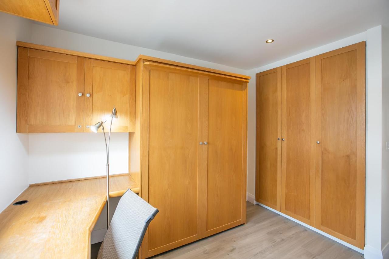 Ifsc Townhouse Apartments Дъблин Екстериор снимка