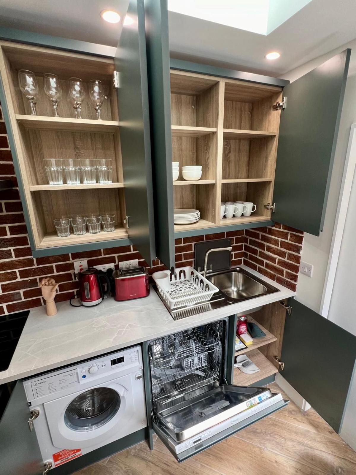 Ifsc Townhouse Apartments Дъблин Екстериор снимка